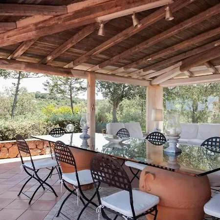 La Giulia A Porto Cervo Hotel 4*