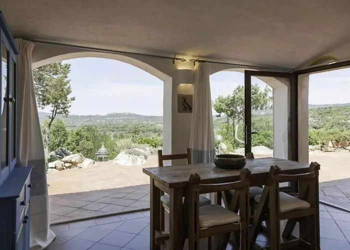 La Giulia A Porto Cervo